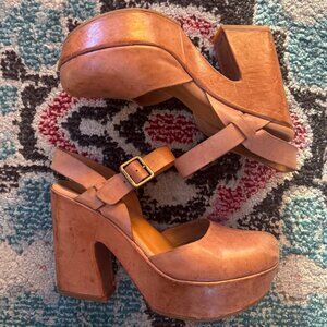 Kork-Ease Platform Clogs Womens Size 7